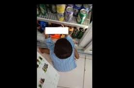 Botol minum kaca unik motif animal rabbit duck lion panda deer. Asyik Nongkrong Di Depan Kulkas Minimarket Aksinya Bikin Netizen Ngakak Hitekno Com