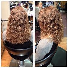 This Is What A Soft Perm Really Looks Like Half The Pics That Pose As Soft Perms Are In Reality Are Heated Curls Permed Hairstyles Hair Waves Spiral Perm
