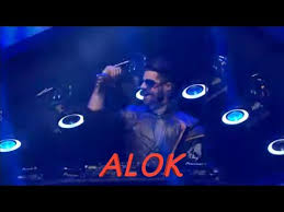 For this he needs to find weapons and vehicles in caches. Dj Alok Vale Vale Free Fire Song Concert By Alok Real Face Alok Youtube