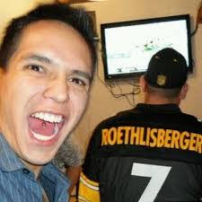 Pablo Colunga's Instagram, Twitter & Facebook