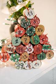 Noel Approche A Grand Et Votre Petit Bout Chou Est Plus Qu Impatient Faites Le Patienter Calendrier De L Avent Idees De Calendrier Calendrier De L Avant Noel