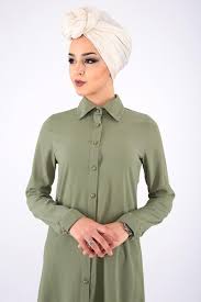 Dugmeli Krep Gomlek Moda Moda Stilleri Gomlek