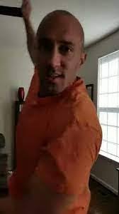 Julia Stobbe's Instagram, Twitter & Facebook