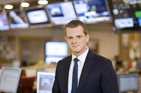 Kurek nie umiał też znaleźć odpowiedzi na pytanie, co zmieniło się na początku czwartej partii, gdy po udanym początku polacy oddali pole francuzom. Byly Dziennikarz Polsatu Bartosz Kurek W Philip Morris Polska Jako Menedzer Ds Public Affairs