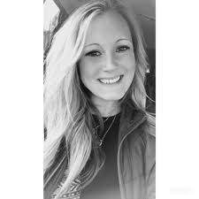 Amber Crossman's Instagram, Twitter & Facebook