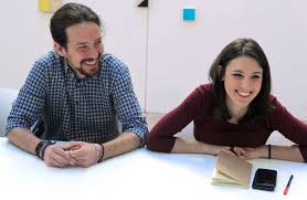 En la imagen de Irene Montero y Pablo Iglesias no hay cocaína