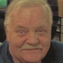 Lee Ebert's Instagram, Twitter & Facebook