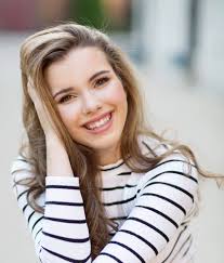 Emily Couric Leadership Scholarship