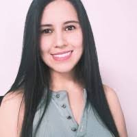 Linda Arenas's Instagram, Twitter & Facebook