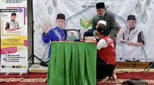 Ustadz zacky mirza mengawali karir di dunia layar kaca saat mengikuti kontes dai di tpi pada tahun 2005. 3sgyx6kohozpkm