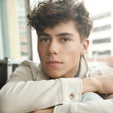 Hey Everyone! Just finished our June Agent Day! Hank brought in an old  friend of Seattle Talents, Mr. Phillip Marcus of Clear Talent Group LA, and  was very excited about how everyone