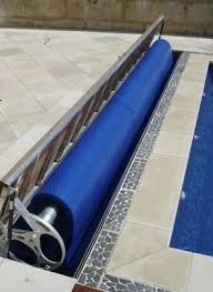 Plastic Build In Protection To Unroll Protection Against Dust Evaporation For Swimming Pools Sp Swimming Pool Designs Pool Designs Swimming Pools Backyard