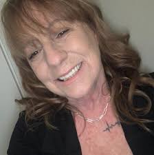 Schitt's Creek fans playing trivia together?