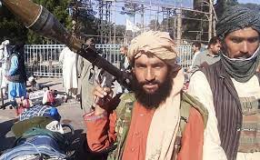 Afganistan'da ilerleyişini sürdüren taliban, kabil'e girdi. Dm64ira296iqem