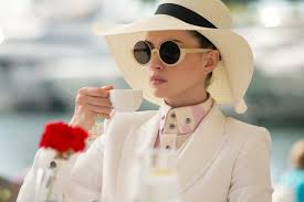 123movies offer a vast collection of latest movies and tv series. Anne Hathaway Can Swear In Perfect Sign Language After The Hustle
