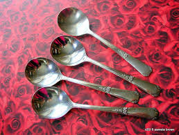 Set Of Vintage Gumbo Round Soup Spoons Rio 1930 By Wm A Rogers Sectional Plate Oneida Ltd Flatware Spoons By Lionheartgalleries On E Vintage Vintage Shops Etsy