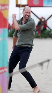 🔴‼️ NEW VIDEO: Prince William, 43, concluded his first day in Rio on  November 3rd with a barefoot beach-volleyball match on Copacabana,  partnering Olympic medallist Carolina Solberg and youngsters ...