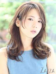 前髪長めの外ハネミディ ミディアム ビューティーboxヘアカタログ 美髪 前髪長め ヘアスタイル