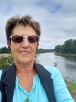 30+ "Joyce Bello" profiles