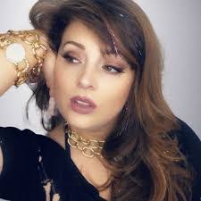 Kimberly Eisner's Instagram, Twitter & Facebook