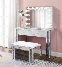 The top flips up to showcase and reveal a spacious storage area. Bedroom Set With Makeup Vanity Novocom Top