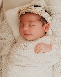 𝑉𝑒𝑟𝑜𝑛𝑖𝑐𝑎 𝑀𝑢𝑟𝑜