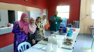 Beliau sememangnya mempunyai aura yang hebat, banyak tips dan ilmu yang telah beliau kongsikan bersama. Royce Pharma Berhad Home Facebook