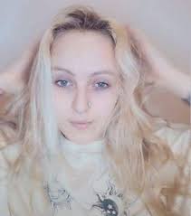 Mum with "Britain's biggest eyebrows" calls critics 'brainwashed'