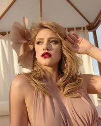 60,183,697 likes · 57,335 talking about this. Lili Reinhart Lilireinhart Instagram Photos And Videos