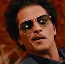 🤪 Sou maníaca nas caras engraçadas que o @brunomars faz ! Fico catando as  caras e bocas dele 🤣 #brunomarsconcert #brunomarsphotos #feed #engraçado  #humor #alegria #explorer