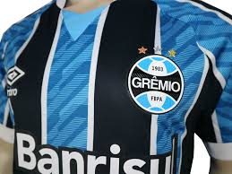 Mai 2011 besiegte flamengo in der rückrunde der staatsmeisterschaft, dem wettbewerb um die taça rio, den cr vasco da gama , nach einem 0:0 in der regulären spielzeit mit 3:1 im elfmeterschießen und. Umbro Gremio Home Shirt 20 21 Don Pallone