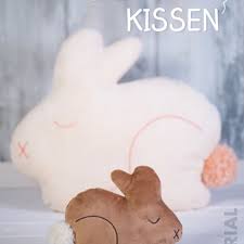 In kooperation mit den besten shops. Hasen Kuschelkissen Fur Ostern Anleitung Freebie Pattydoo