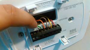 Simplifies temperature scheduling, offering a high level of usability and automated control. Going Over The Honeywell 5000 Pro Thermostat Youtube