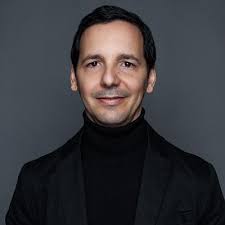 Hector Estevez Noguera (@achestevez)