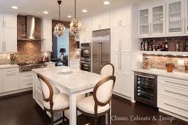 Beautiful Transitional Kitchen Remodel With White Shaker Cabinets Brick Backsplash Gorgeous Classic Kitchen Cabinets Classic Kitchens Kitchen Cabinet Design