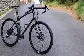 Le Gravel Acier De Christian Caminade Porte Bidon Velo De Route Tige De Selle