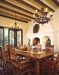 Hacienda Dining Love That Ceiling And Chandelier Colonial Style Homes Spanish Decor Spanish Style Homes