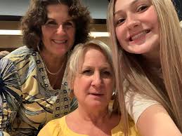 Debbie Gallo/Sellstate Tropical Waters