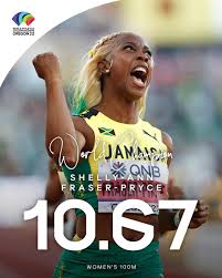 Shelly-Ann Fraser-Pryce wins the women's 100m Final at the World  Championships ‼️ : r/trackandfield
