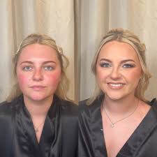 New to the city.. with that I am in search for a hairstylist. Someone who  is great with highlights and with the trends ✨comment who and where bonus  if you have pics