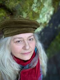 Laura Rockefeller's Instagram, Twitter & Facebook