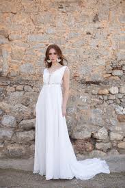 Vintage angehauchte brautkleider bestehen meist komplett aus zarter und Hochzeitskleid Im Fliessenden Empire Schnitt Von Emine Yildirim