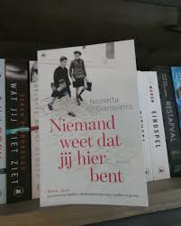 Nicoletta Giampietro Niemand Weet Dat Jij Hier Bent Boeken Om Te Lezen Boeken Lezen