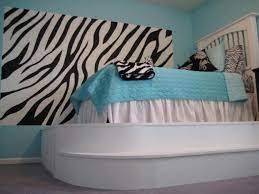 Yellow bedroom ideas for women. 20 Cool Bedrooms With Zebra Print Decor