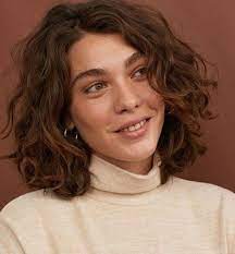 Fur Haaren Haarschnitte Lockiges Madchen Perfekt Short Natural Curly Hair Curly Hair Styles Haircuts For Curly Hair