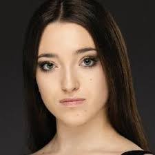 Regina Mclaurin's Instagram, Twitter & Facebook