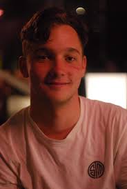 Hi! We are an international Christian student house located in  Wittevrouwen, Utrecht. We are a house of 10 with 6 girls and 4 guys, both  international and Dutch students. We're not just