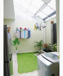 Hiasan atau dekorasi secara khusus berfungsi sebagai penghias, pemanis, atau penambah nilai pada suatu desain. Rumput Sintetis 5 Aplikasi Dekorasi Rumah Yang Sejuk Dan Asri Interiordesign Id