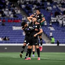 al-adalah vs al-hilal