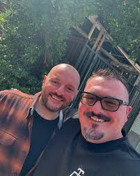 Albert Lousinian (@albertlousinian) • Instagram photos and videos